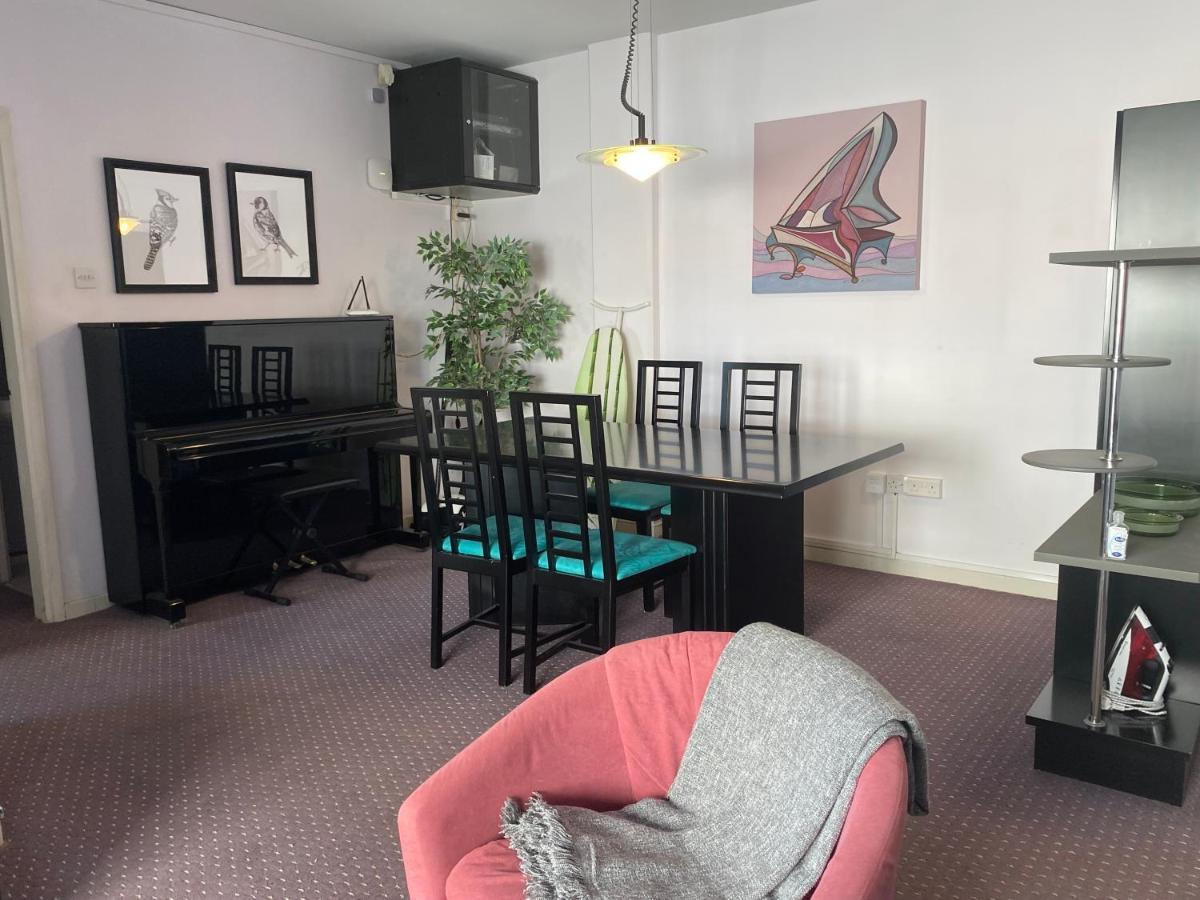 Private Room In A Shared Flat At Best Location Limassol Exterior photo