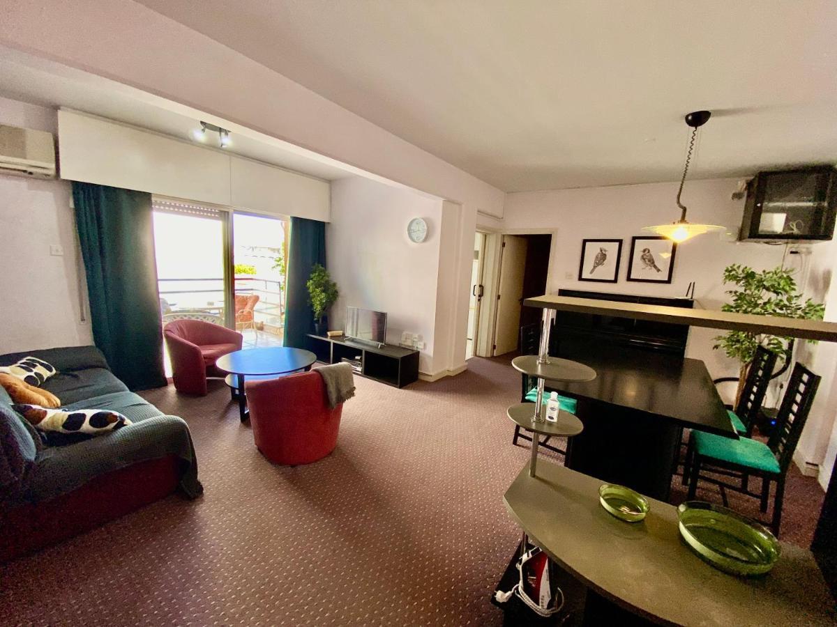 Private Room In A Shared Flat At Best Location Limassol Exterior photo