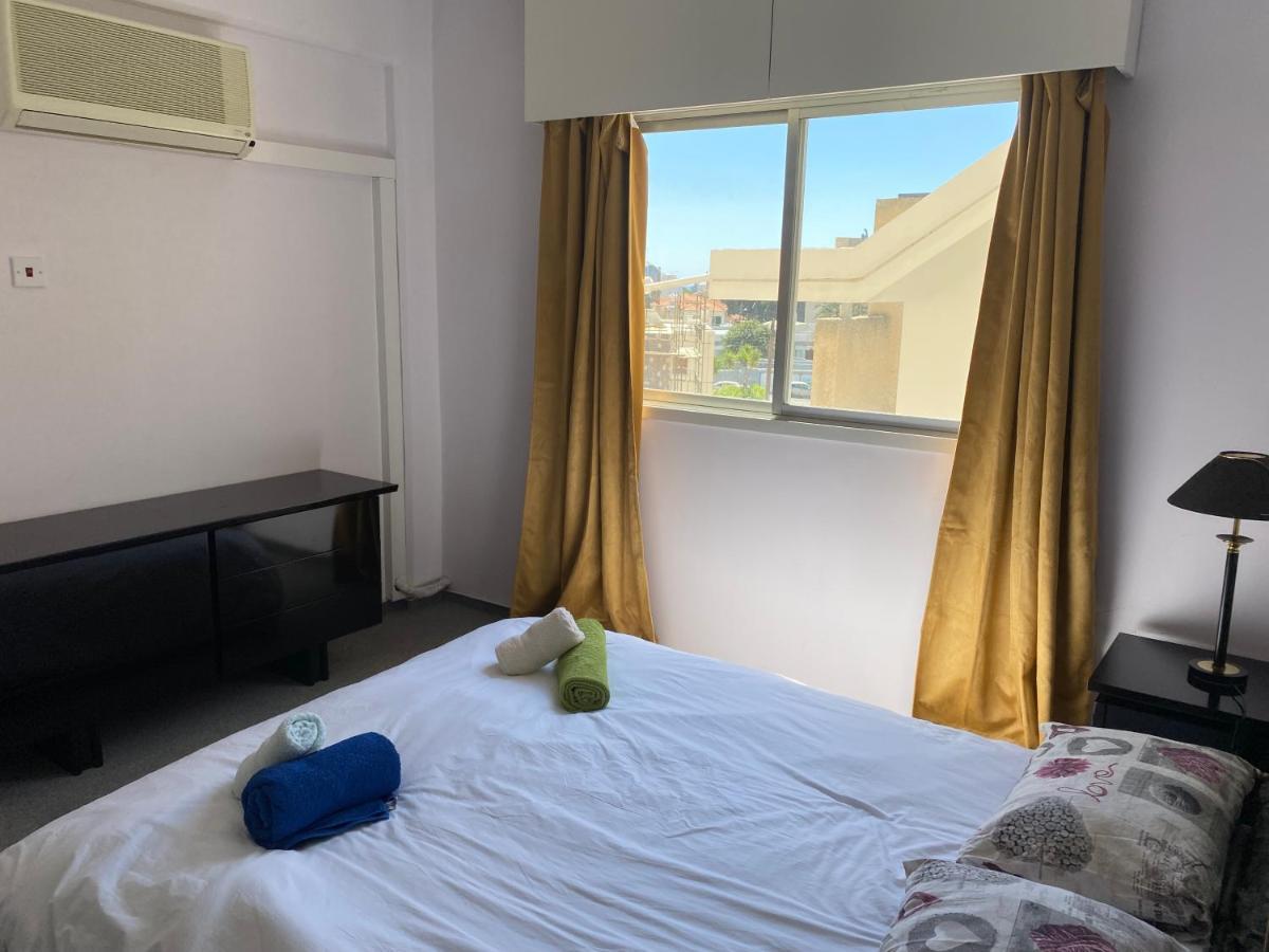 Private Room In A Shared Flat At Best Location Limassol Exterior photo